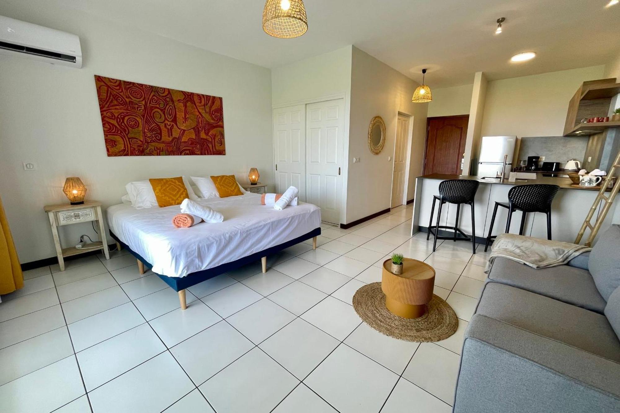 Studio Sunny - Pool - Wifi - Ac Papeete ภายนอก รูปภาพ