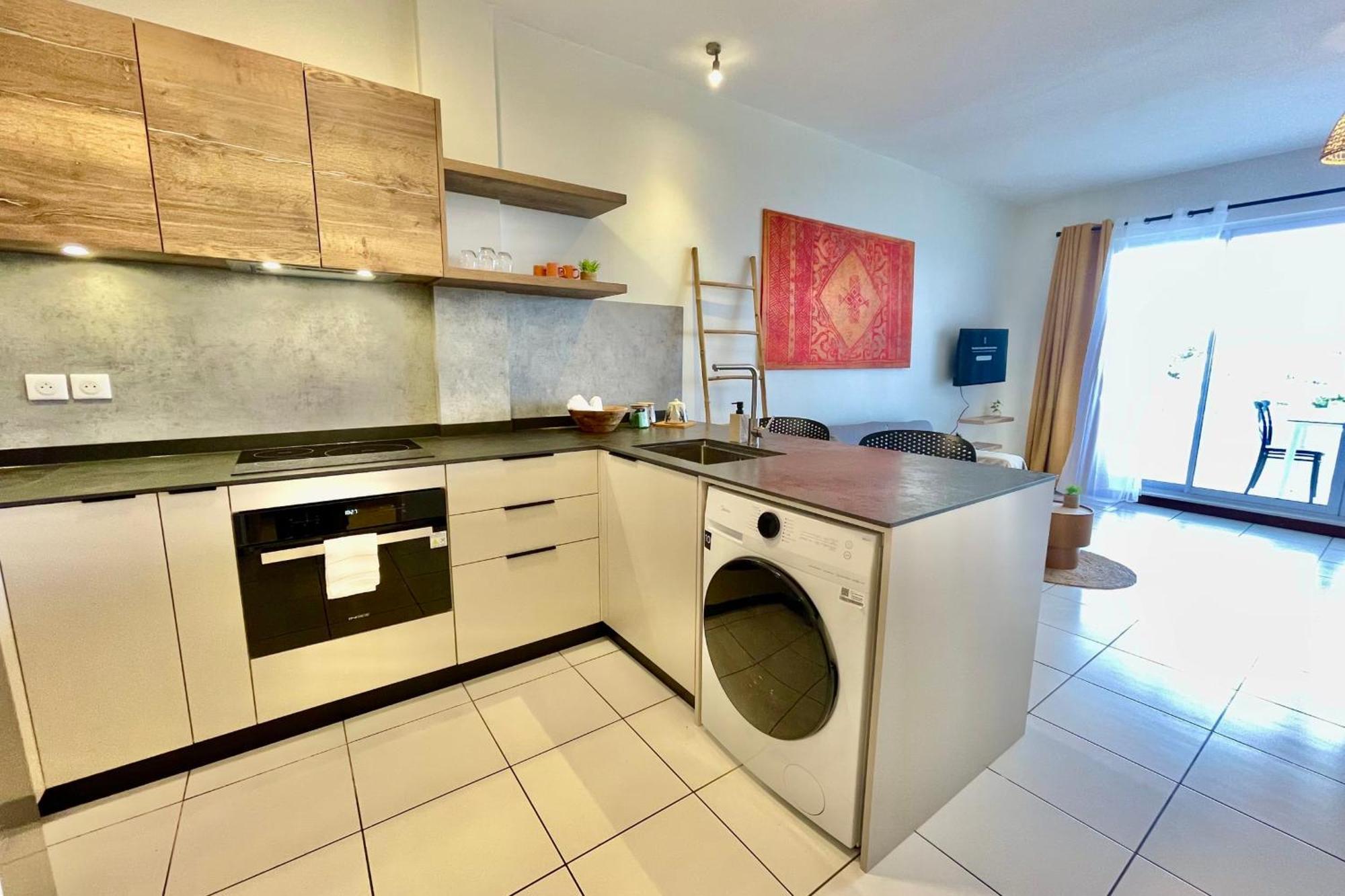 Studio Sunny - Pool - Wifi - Ac Papeete ภายนอก รูปภาพ